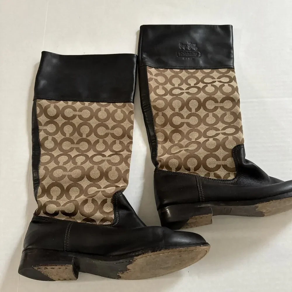 Coach Chrissi Pull Tall Knee high Flat BOOTS Khaki Brown Shoes CC Logo Size 8